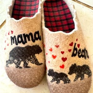 Mama Bear Slippers with solid sole Size 40
